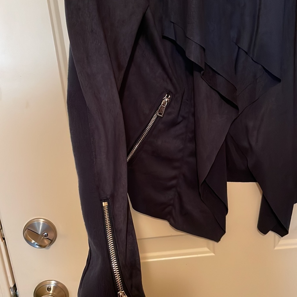 Jacket - Picture 3 of 4